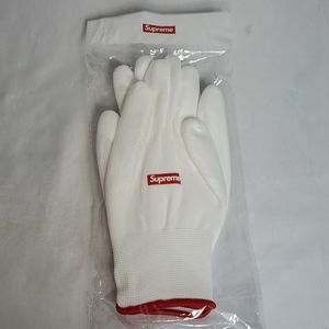 Supreme Gloves FW20 Free Gift Brand New White